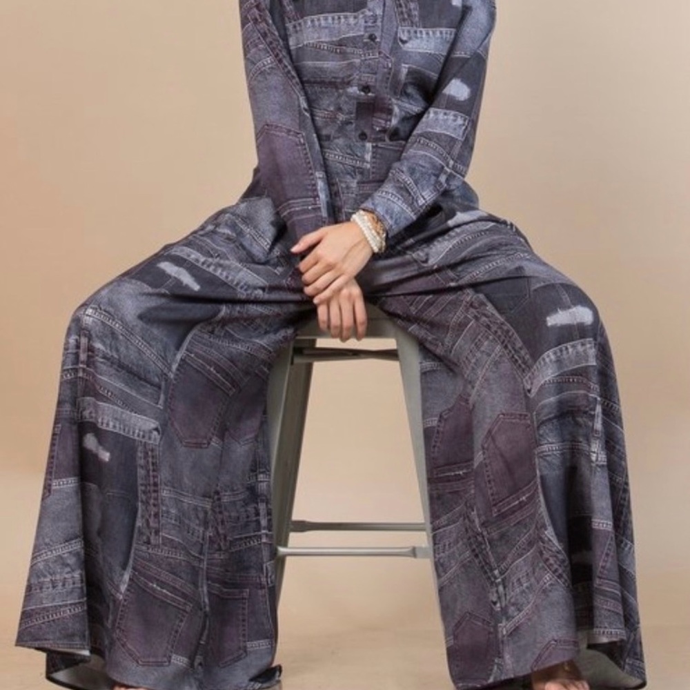 NWT Artistic Denim-Print Palazzo Pants – Wide Leg, Size 30 | Bold & Unique Style